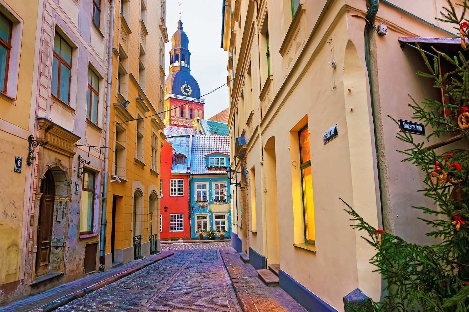 Learn Latvian Online - (Business)
